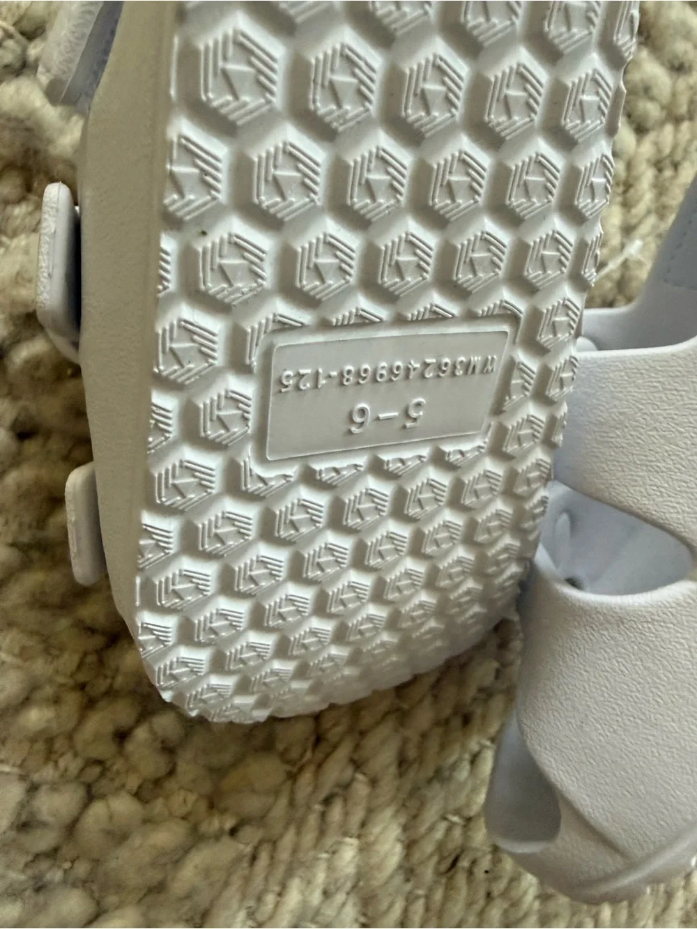wonder nation White Double-Strap Buckle Kids Sandals 5/6 shimmer nwt